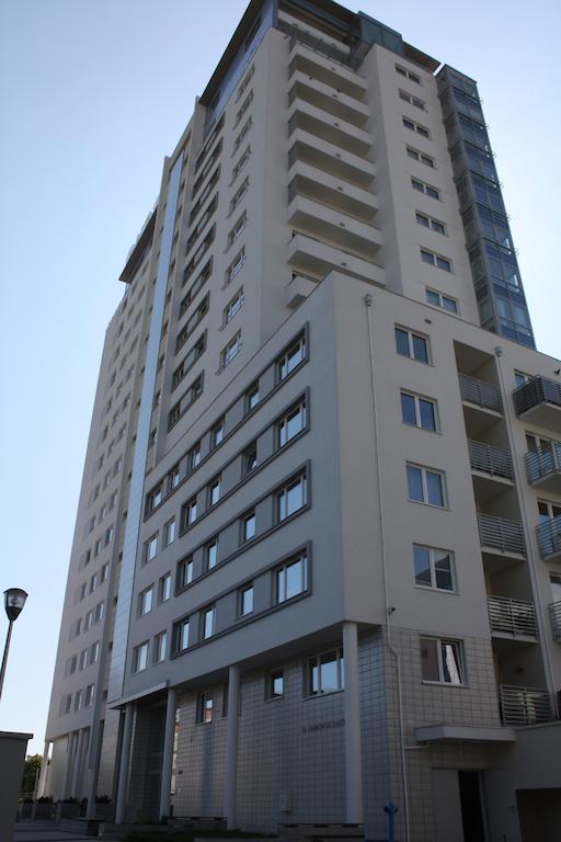 Apartamenty Karawela - Marina Primore Widok Na Morze Danzica Esterno foto